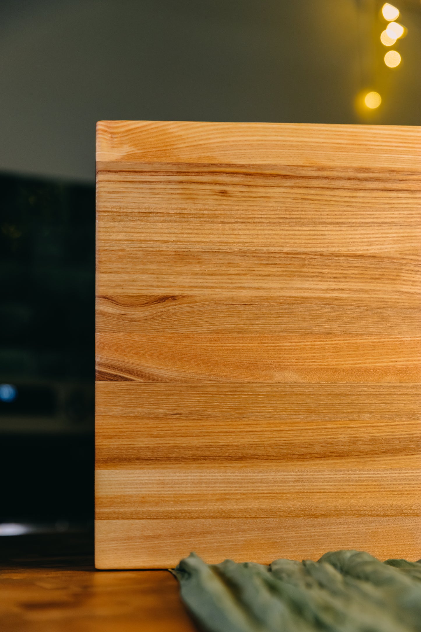 Edge Grain Ash Cutting Board