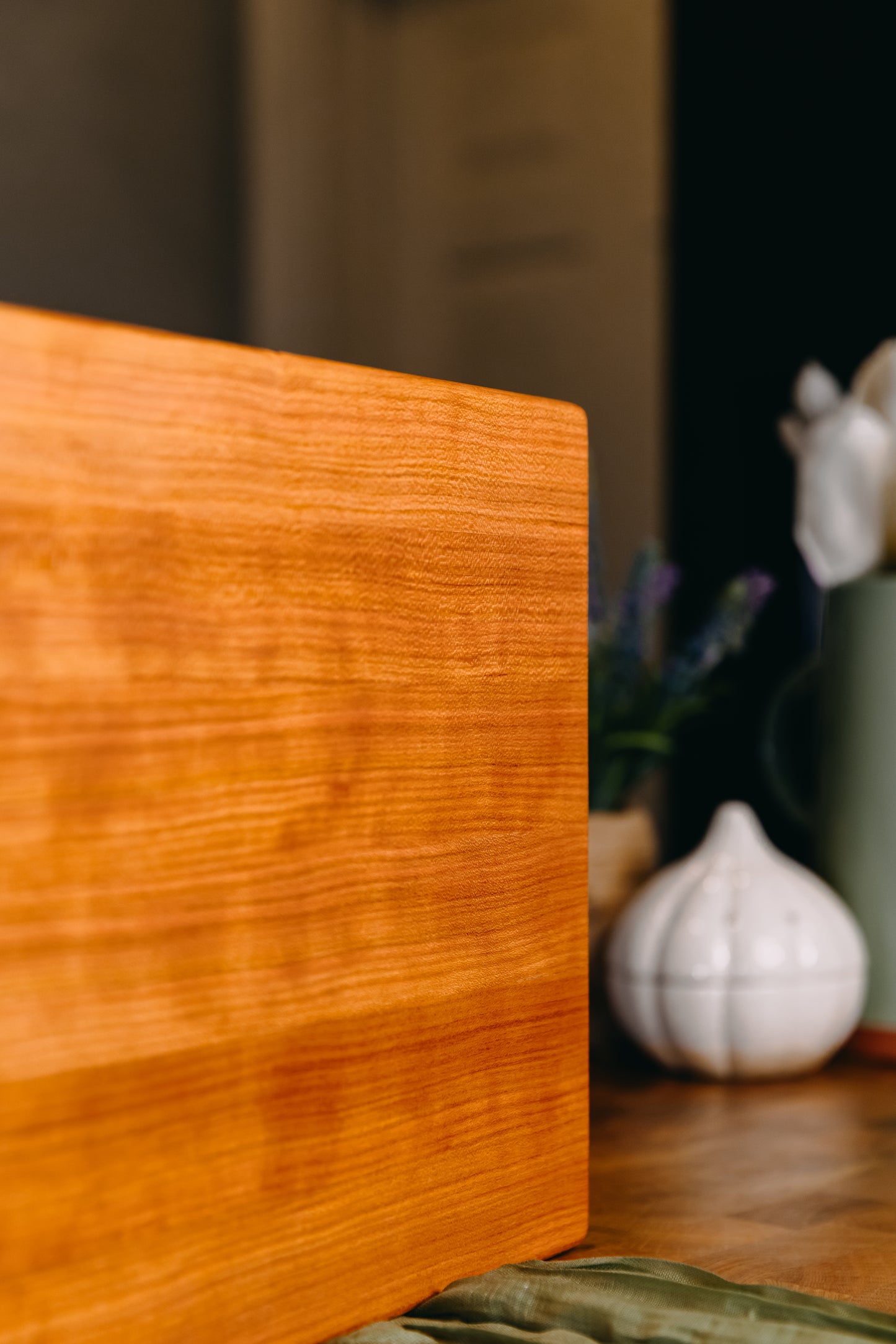 Edge Grain Sapele Cutting Board
