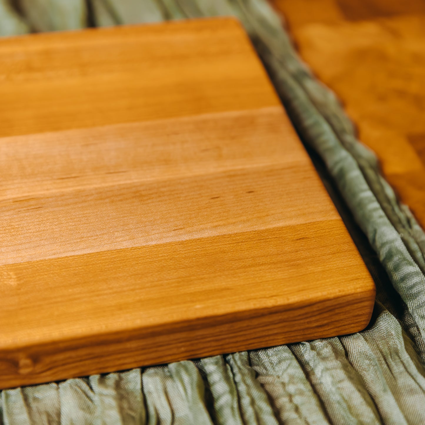 Edge Grain Hard Maple Serving Board (One-Off 005) - "Curly"