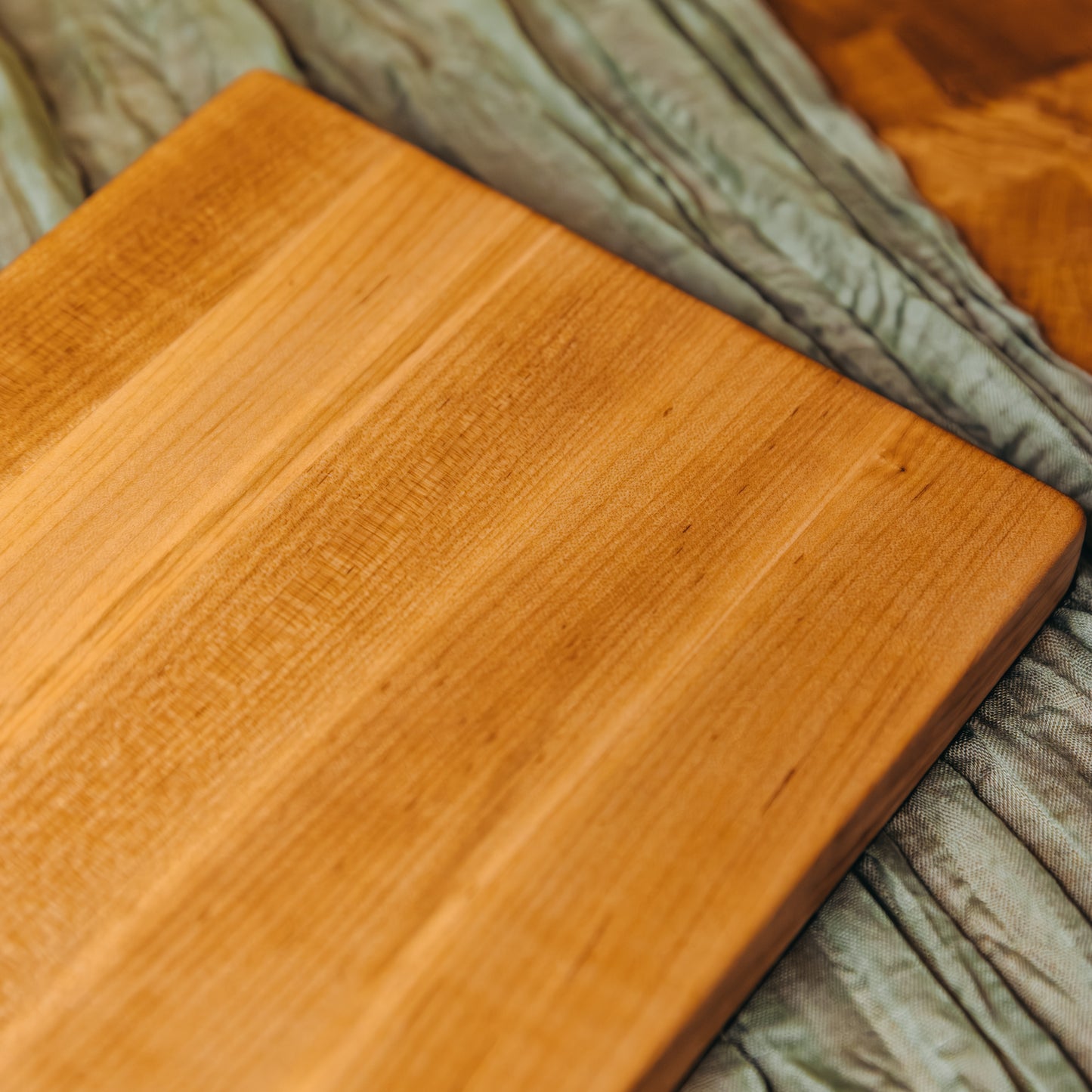 Edge Grain Hard Maple Serving Board (One-Off 007) - "Curly"