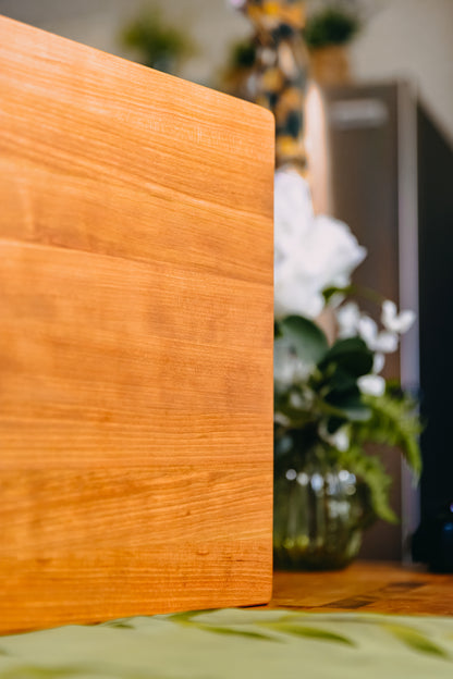 Edge Grain Cherry Cutting Board (One-Off 002)