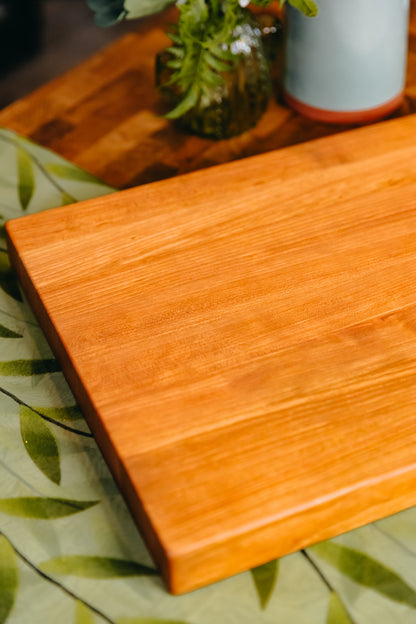 Edge Grain Cherry Cutting Board (One-Off 002)