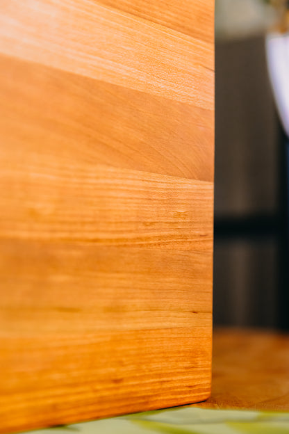Edge Grain Cherry Cutting Board (One-Off 001)