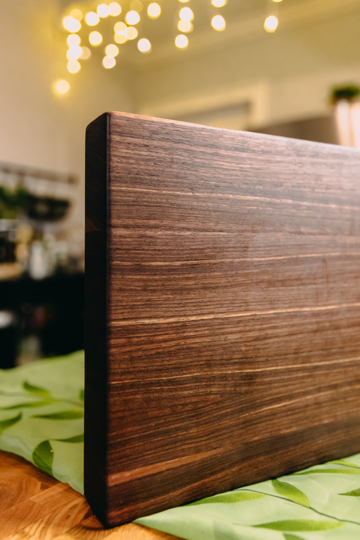 Edge Grain Black Walnut Cutting Board (One-Off 001)