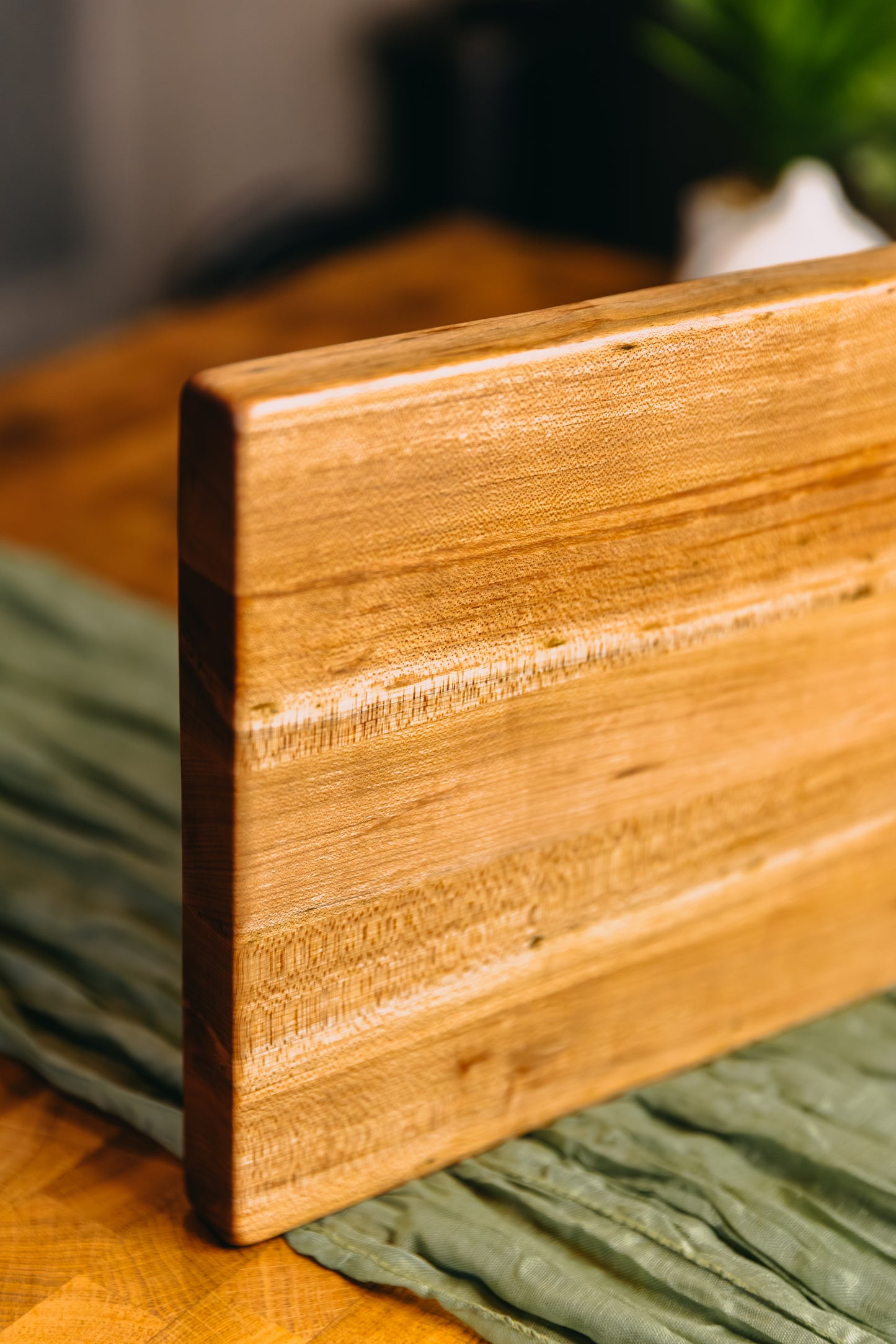 Edge Grain Hard Maple Serving Board (One-Off 003)