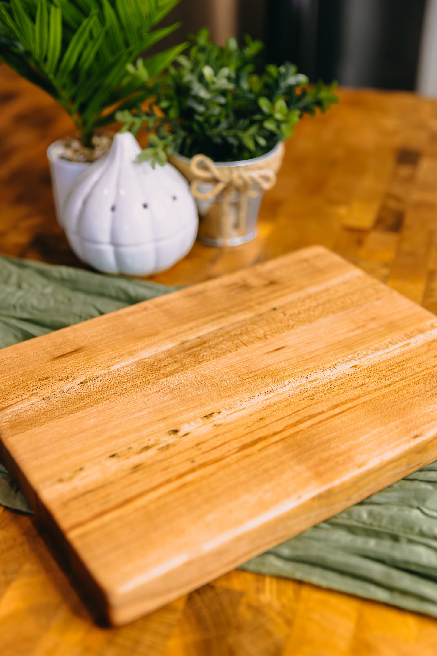 Edge Grain Hard Maple Serving Board (One-Off 003)