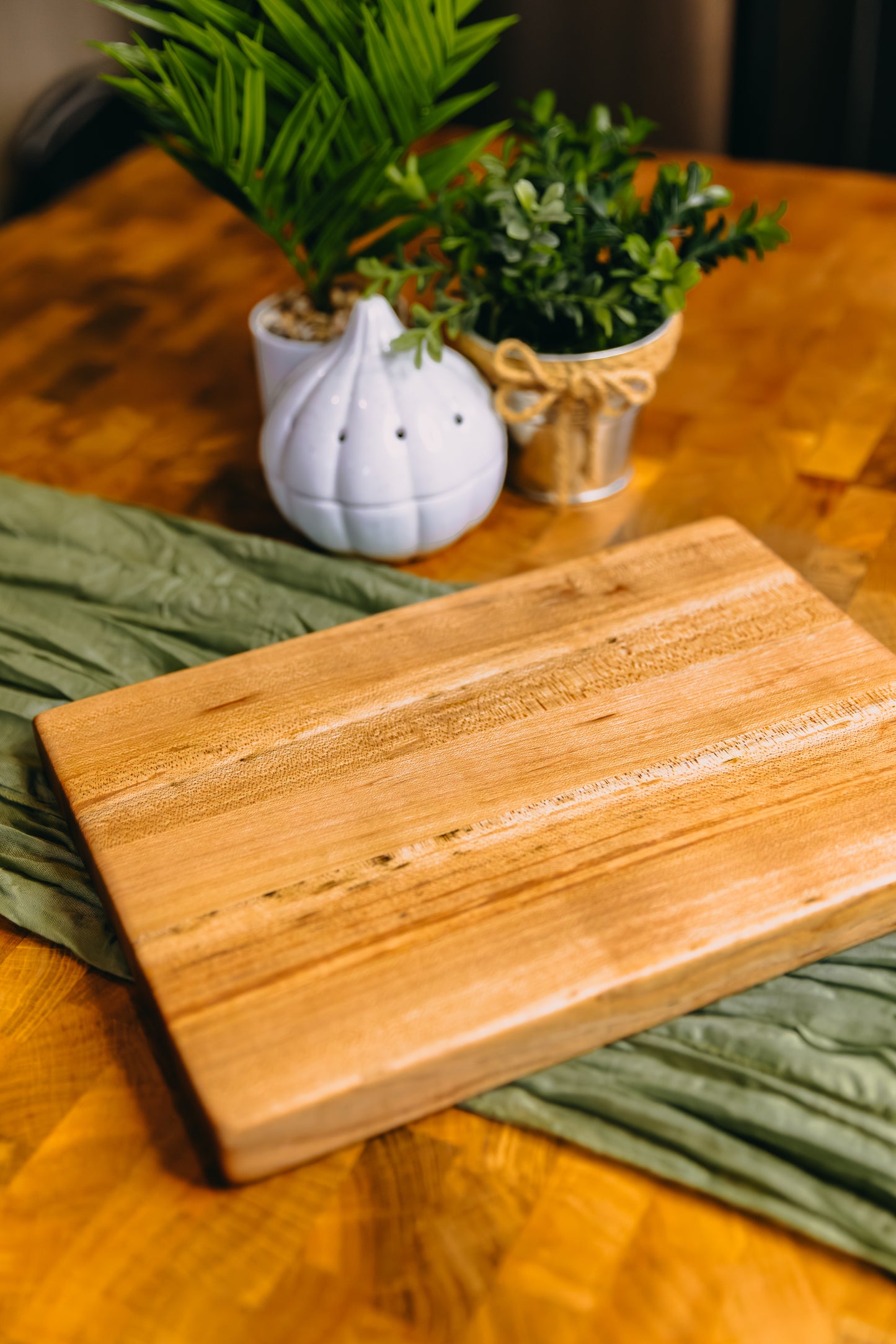 Edge Grain Hard Maple Serving Board (One-Off 003)