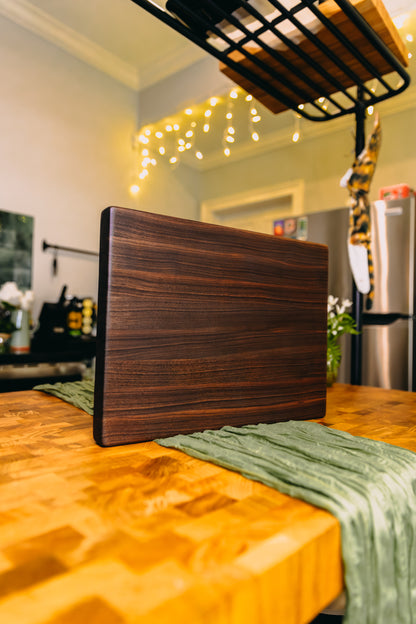 Edge Grain Black Walnut Cutting Board (One-Off 002)