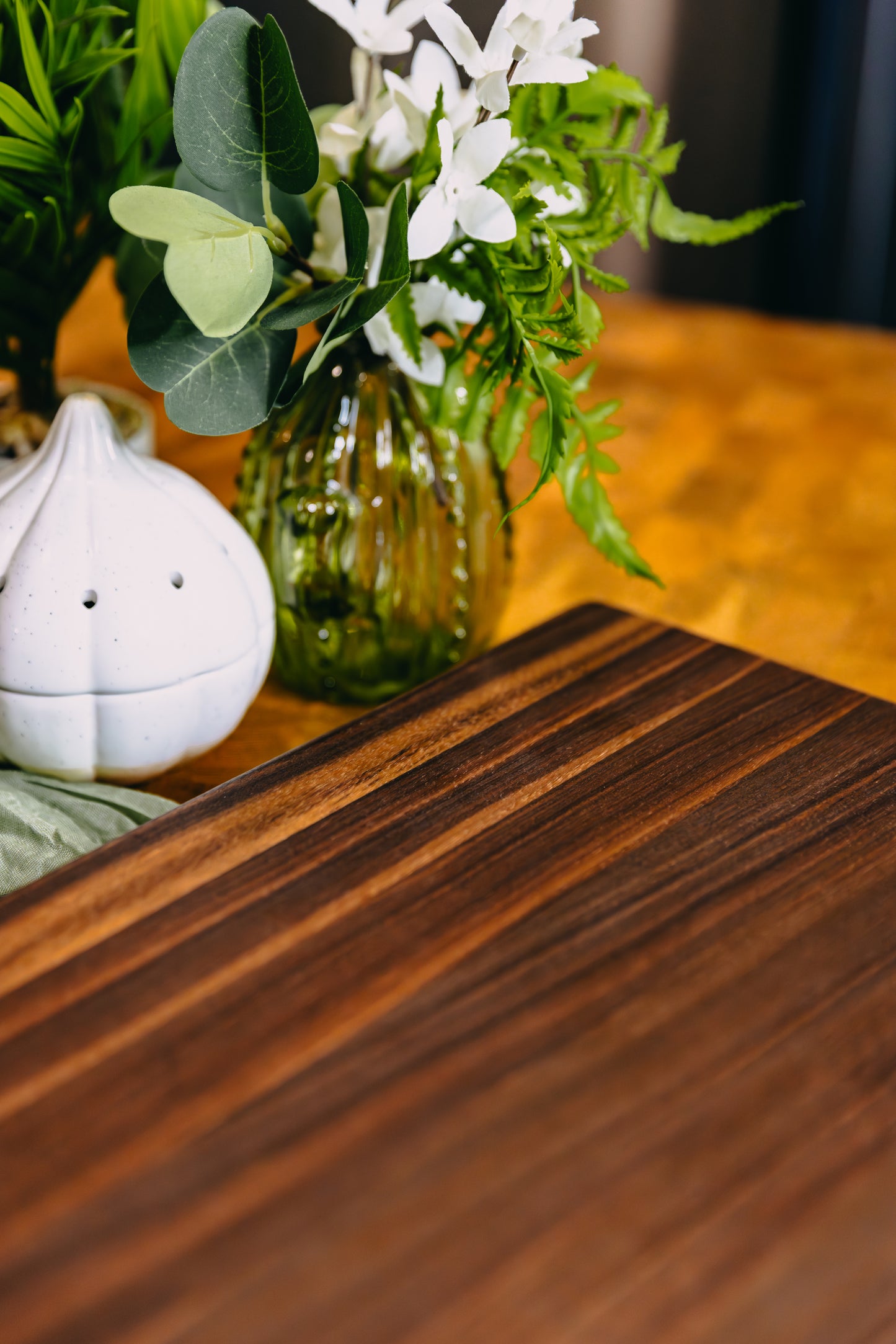 Edge Grain Black Walnut Cutting Board (One-Off 002)