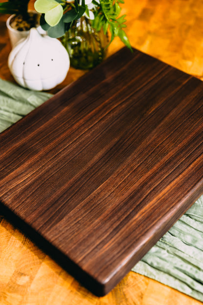 Edge Grain Black Walnut Cutting Board (One-Off 002)