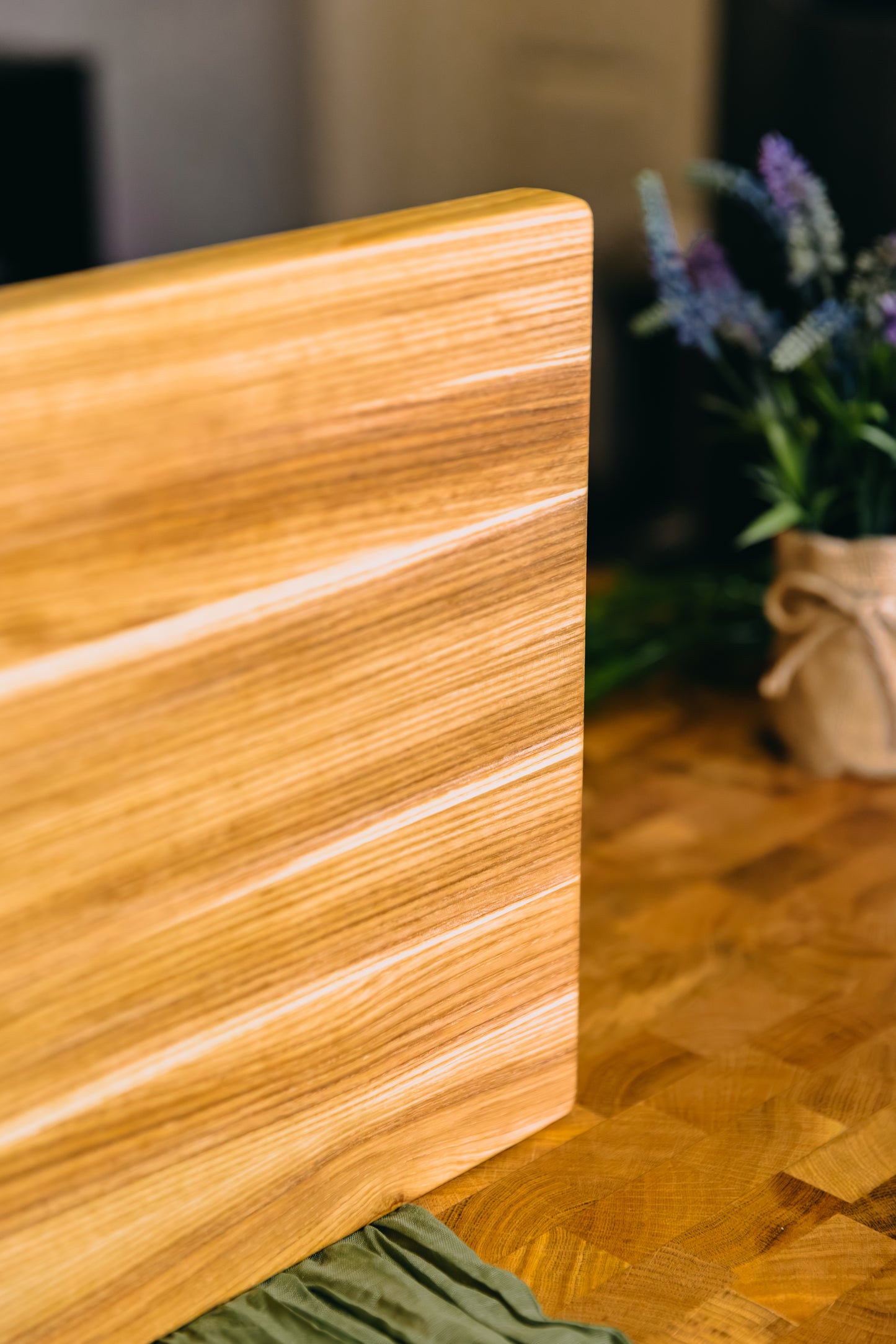 Edge Grain Ash Serving Board (One-Off 002)