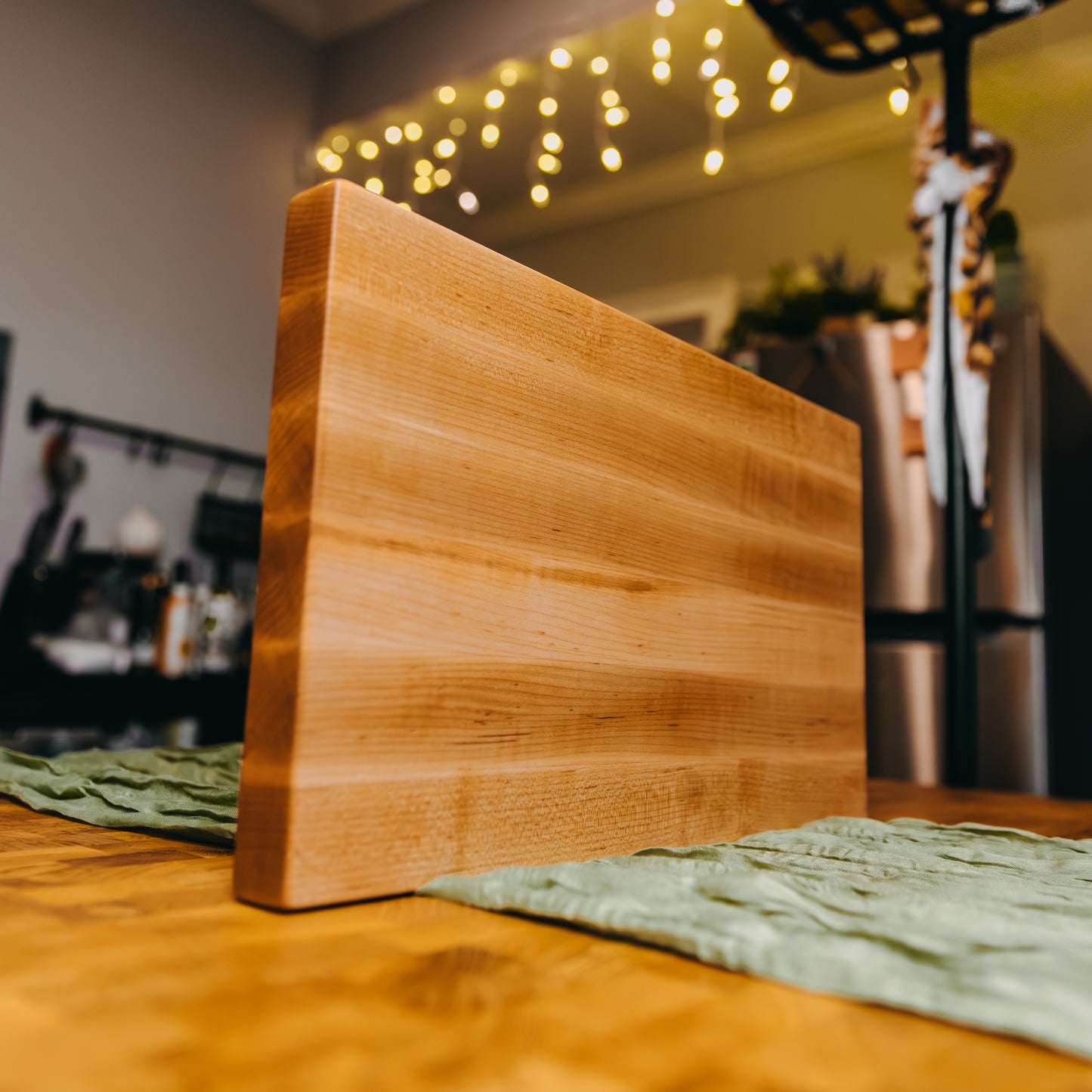 Edge Grain Hard Maple Cutting Board - One-Off 001 - "Curly"