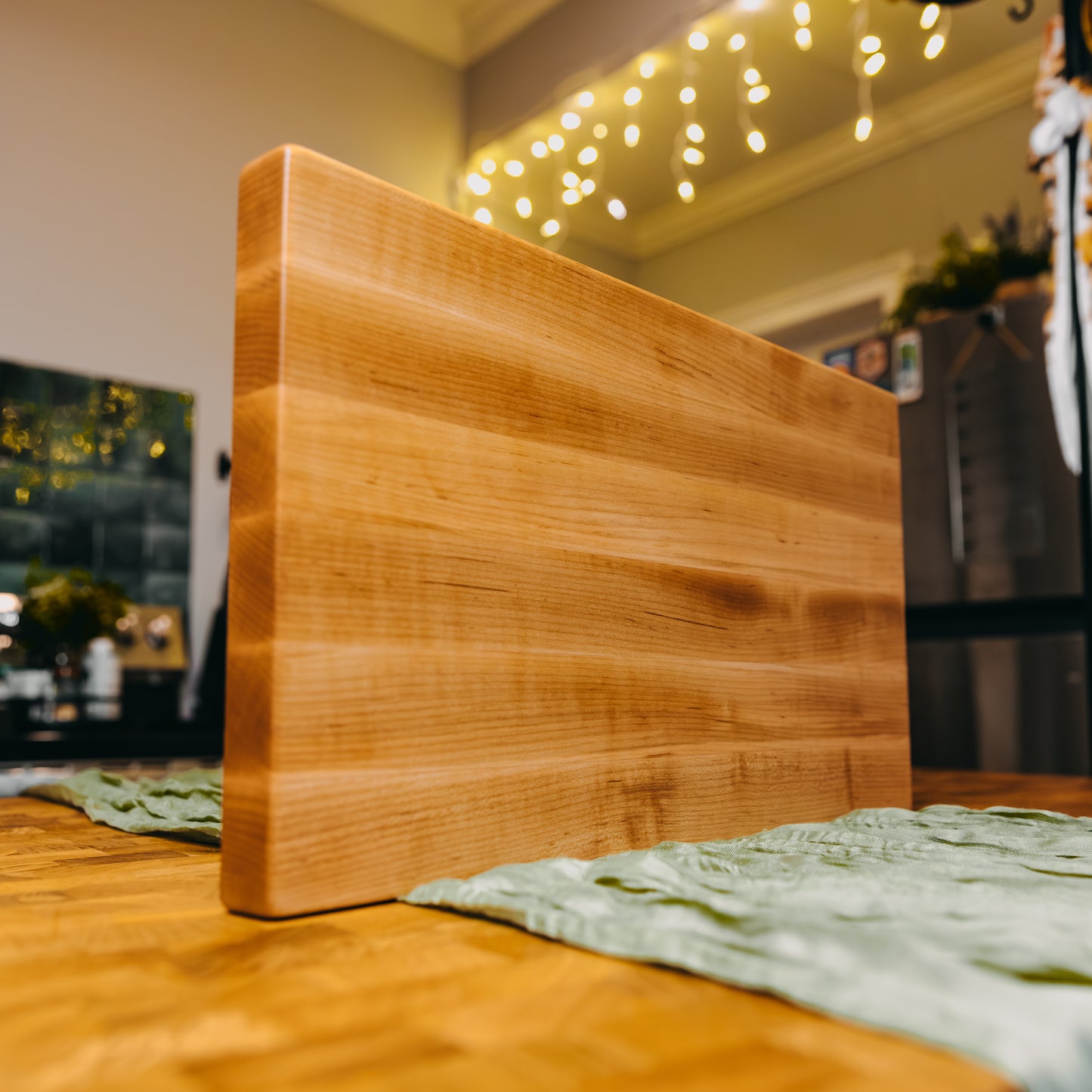 Edge Grain Hard Maple Cutting Board - One-Off 001 - "Curly"