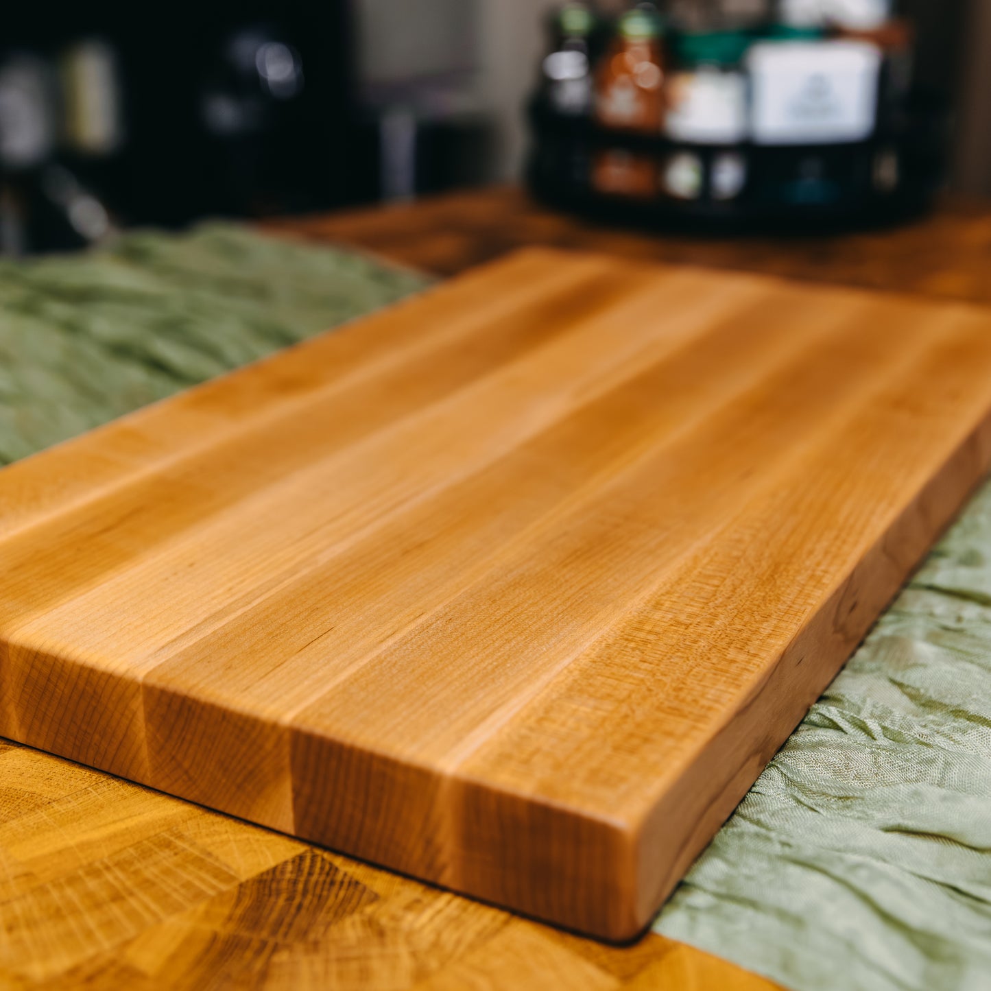 Edge Grain Hard Maple Cutting Board - One-Off 001 - "Curly"