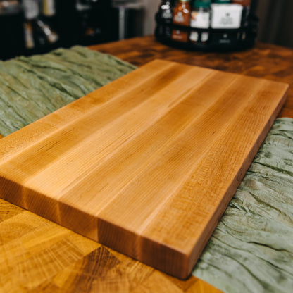 Edge Grain Hard Maple Cutting Board - One-Off 001 - "Curly"