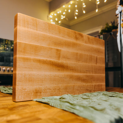 Edge Grain Hard Maple Cutting Board - One-Off 002 - "Curly"