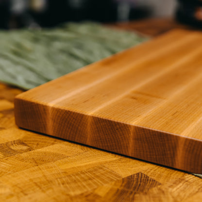 Edge Grain Hard Maple Cutting Board - One-Off 002 - "Curly"
