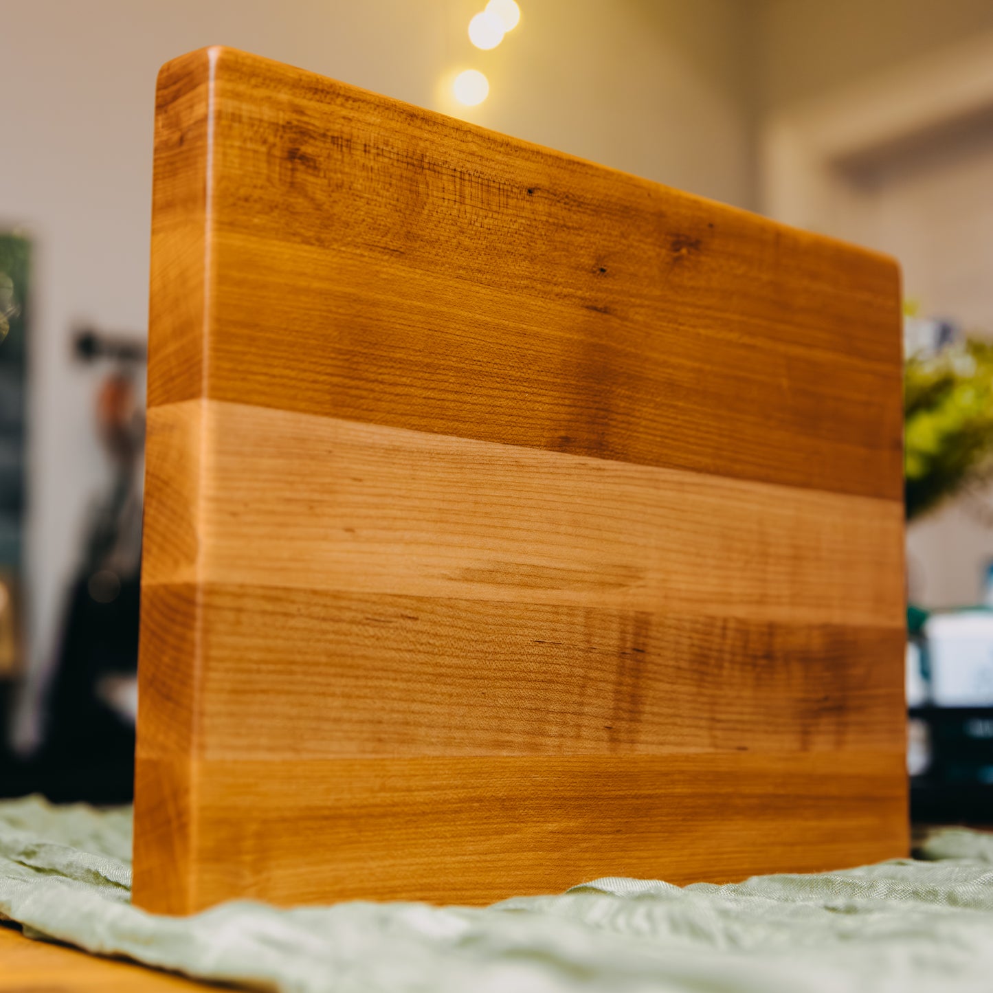 Edge Grain Hard Maple Serving Board (One-Off 005) - "Curly"