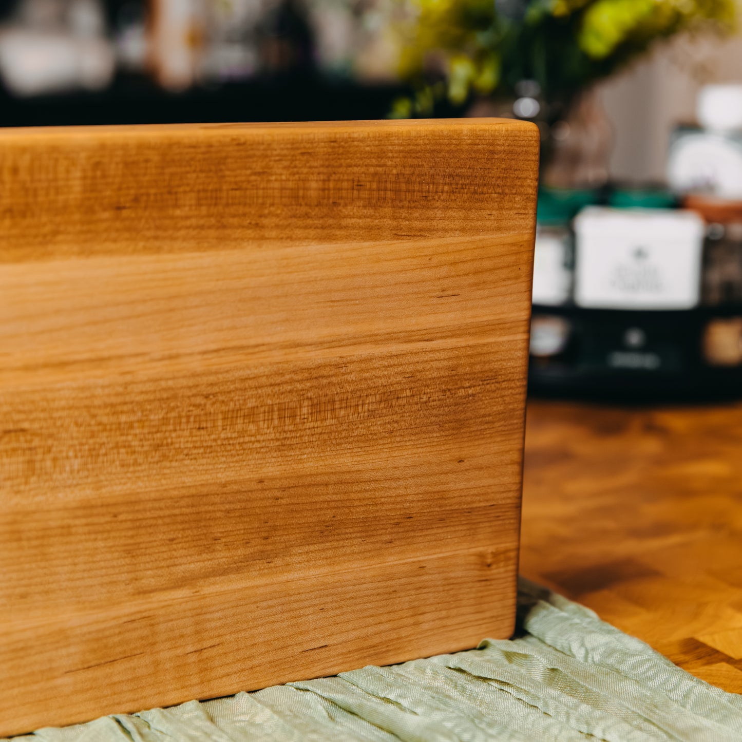 Edge Grain Hard Maple Serving Board (One-Off 007) - "Curly"