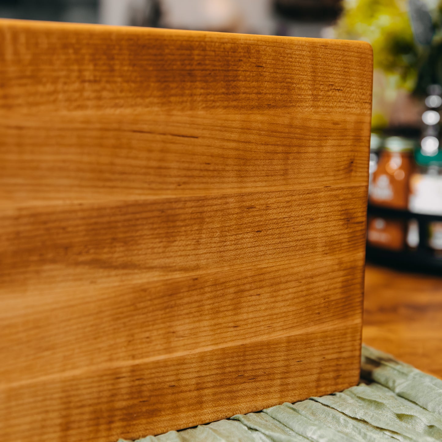 Edge Grain Hard Maple Serving Board (One-Off 007) - "Curly"